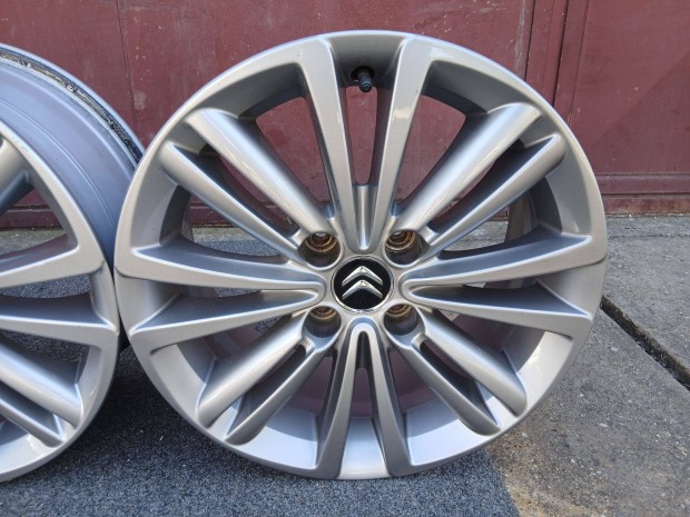 4db gyári Citroen C4 DS3 DS4 C3 Picasso C5 16" alufelni felni 4x108 16