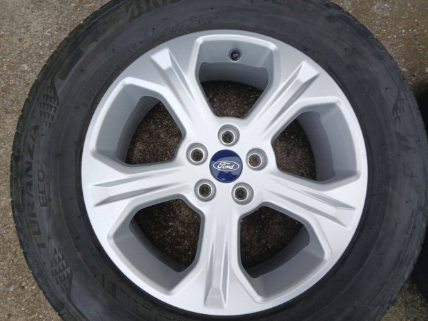 4db gyári Ford Kuga 17" alufelni felni 2023-as nyári gumikkal 5x108