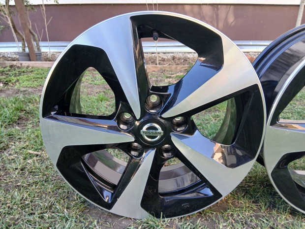 4db gy�ri Nissan Qashqai Leaf Juke Pulsar alufelni felni 16" 5x114.3