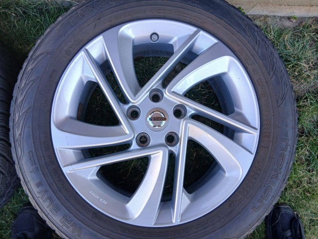 4db gyári Nissan Qashqai alufelni felni téli gumikkal 17" 5x114.3