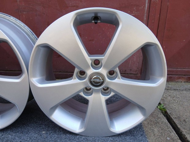 4db gyári Opel Astra J Zafira C Ampera alufelni felni 17" 5x115 17