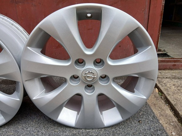 4db gyri Opel Astra K J Mokka Ampera-e alufelni felni 16" 5x105 16