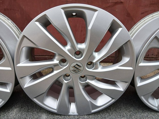 4db gyri Suzuki Vitara SX4 S-Cross 17" alufelni felni 5x114.3