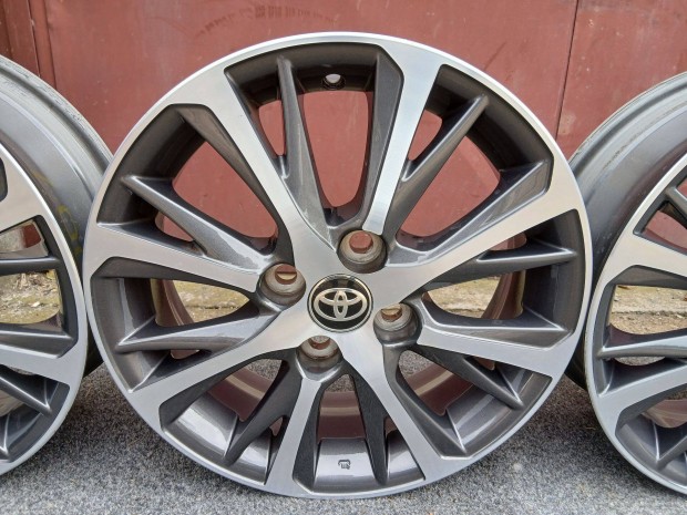 4db gyári Toyota Yaris Aygo alufelni felni 15" 4x100 15