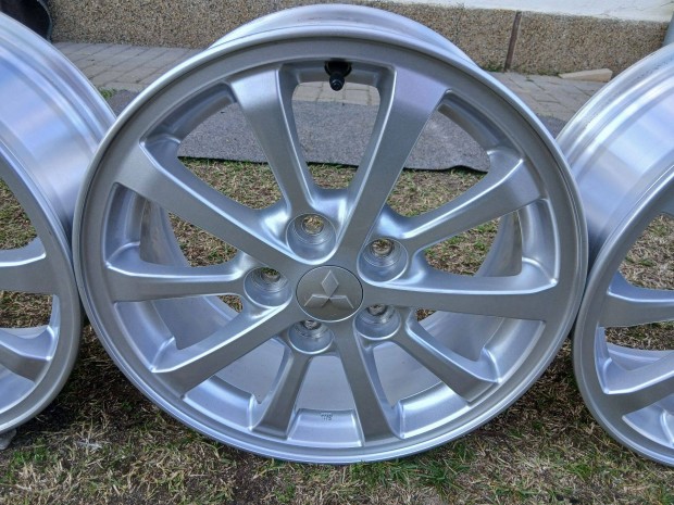 4db gy�ri �jszer� Mitsubishi ASX Lancer 16" alufelni felni 5x114.3