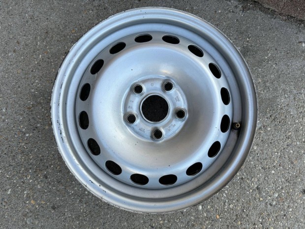 4db haszn�lt VW 2K0601027B 6Jx15 ET47 lemezfelni