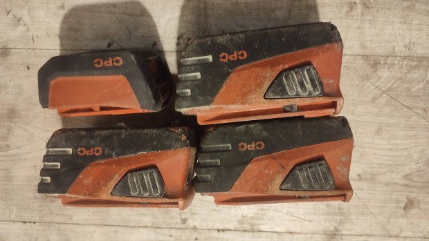 4db hilti akku , 3db 22v 5,2ah, 1db 14v alkatrsznek 