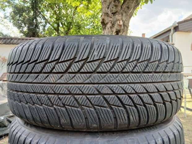 4db kivl 205/55 R16 Bridgestone tli gumi defekttr 205/55R16 16
