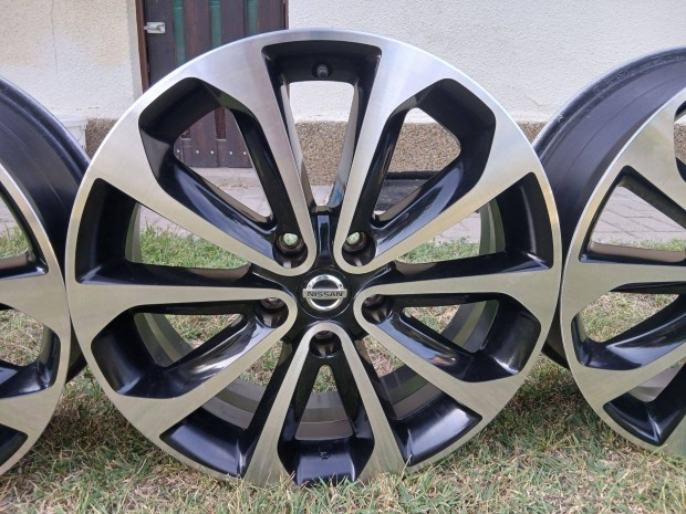 4db kiváló Nissan Qashqai Leaf Juke X-Trail alufelni felni 18" 5x114.3