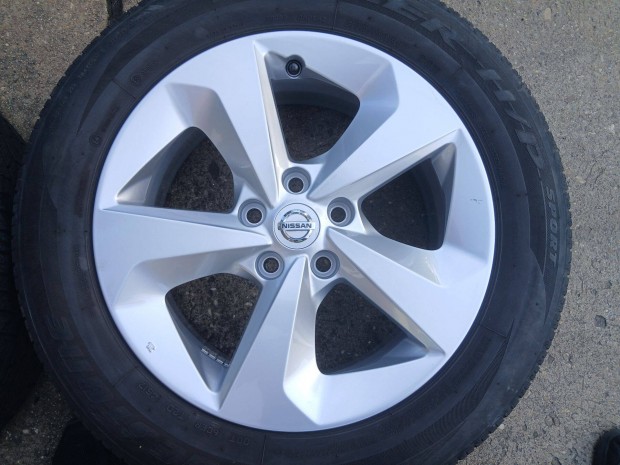 4db kiváló Nissan Qashqai alufelni felni nyári gumikkal 17" 5x114.3