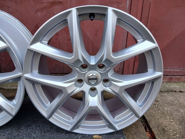 4db kivl Volvo XC60 XC40 V40 V60 S60 18" alufelni felni 5x108