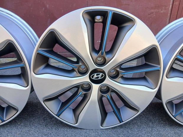 4db kivl gyri Hyundai Ioniq 16" alufelni felni 5x114.3 16-os