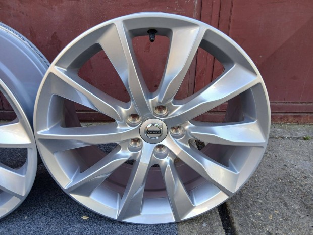 4db kivl gyri Volvo V60 S60 S90 V90 XC90 18" alufelni felni 5x108