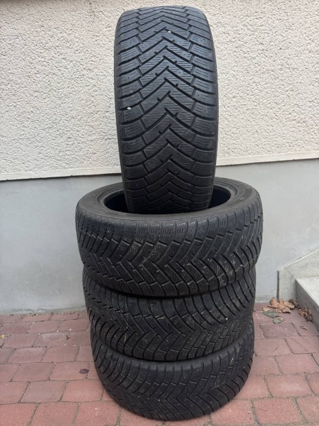 4db linglong green-max wintergrip suv 275/45r20 dot:3518 7mm