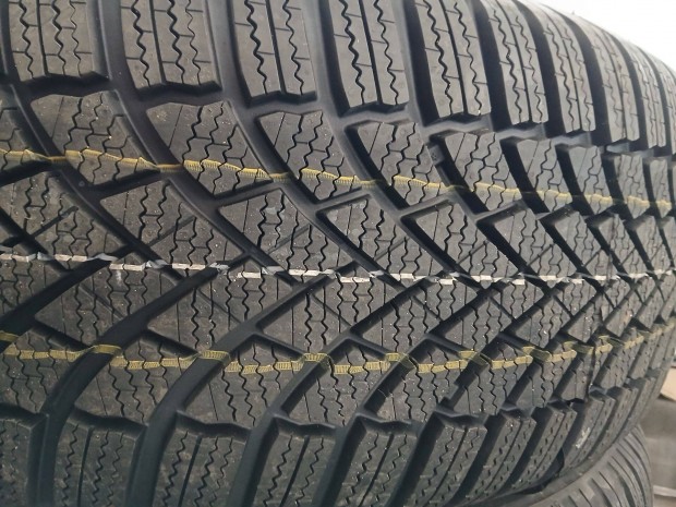 4db új 0km-es 225/50 R18 Bridgestone téli gumi 225/50R18 18
