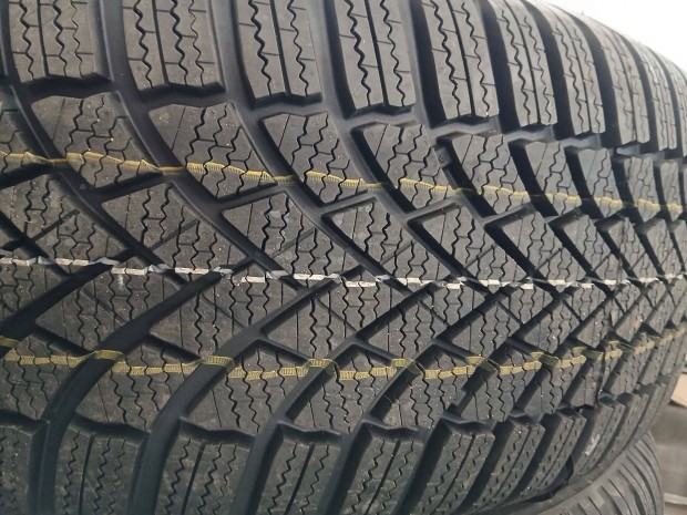 4db j 0km-es 225/50 R18 Bridgestone tli gumi 225/50R18 18
