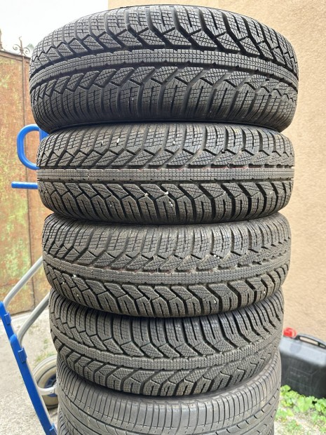 4db új 185/70 R14 185/70R14 Semperit Master-Grip 2 téli gumi