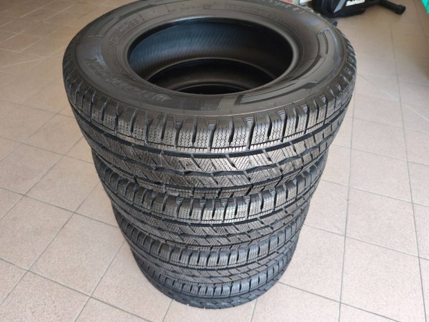 4db új Hankook 235/65 R16C téli gumiabroncs