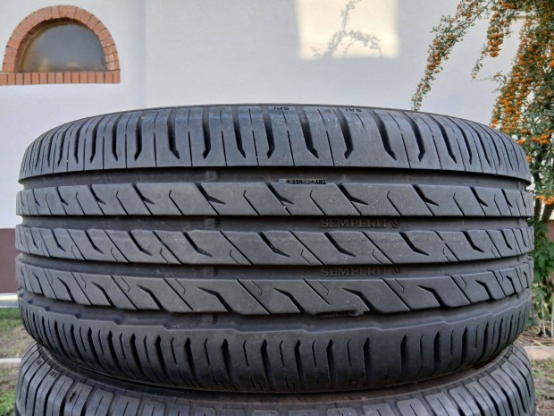 4db jszer 215/50 R17 Semperit nyri gumi 7mm-es 215/50R17 17