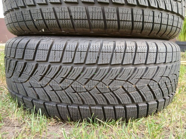 4db jszer 215/55 R18 Goodyear tli gumi 7.5mm-es 215/55R18 18