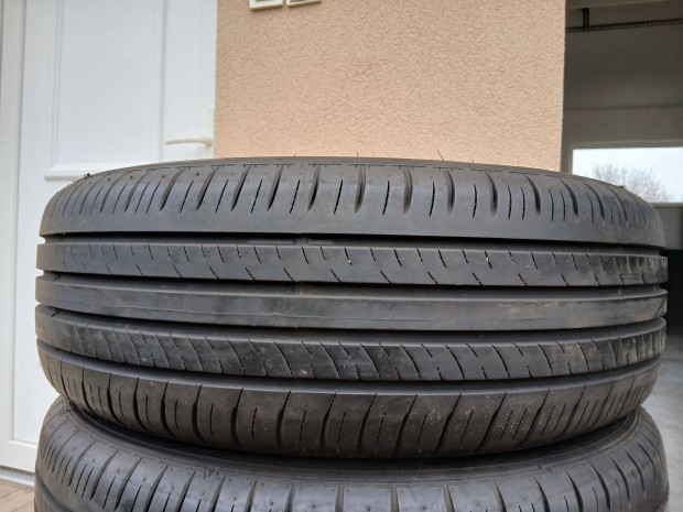4db jszer 215/60 R17 Dunlop nyri gumi 2022-es 215/60R17 17