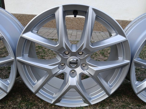 4db újszerű Volvo XC60 XC40 V40 V60 S60 18" alufelni felni 5x108