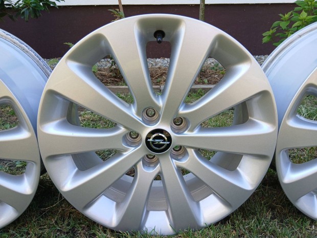 4db újszerű gyári Opel Astra K J Mokka alufelni felni 17" 5x105 17