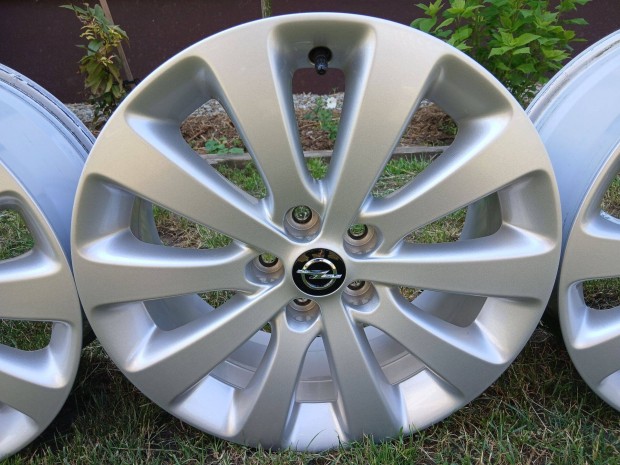 4db újszerű gyári Opel Astra K J Mokka alufelni felni 17" 5x105 17