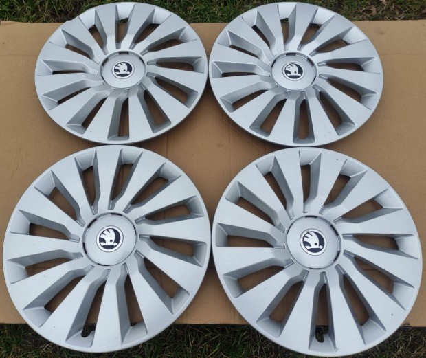 4db �jszer� gy�ri Skoda R16 16 " colos d�szt�rcsa olcs�n elad�!