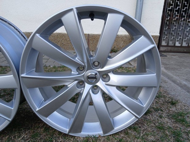 4db újszerű gyári Volvo V60 V90 S60 S90 XC90 19" alufelni felni 5x108