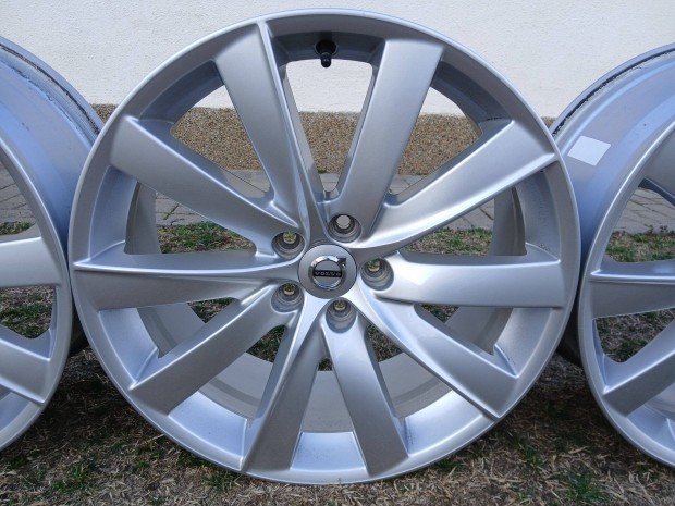 4db újszerű gyári Volvo V60 V90 S60 S90 XC90 19" alufelni felni 5x108