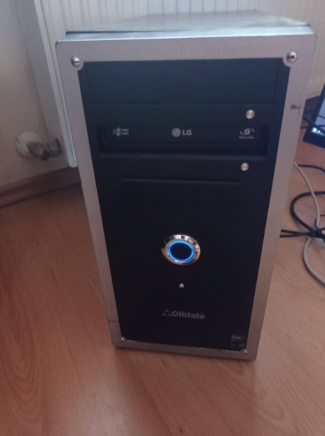 4magos pc(Phenomii-X4-940/8GB RAM/HD 5670)