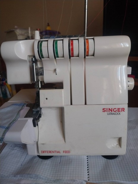 4szálas overlock minden tartozékával eladó