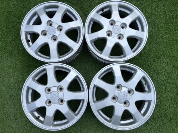 4x100 14" Daihatsu gyri alufelni 4,5Jx14h2 ET45