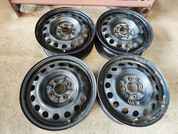4x100 14" Toyota Aygo Aclfelni Lemez Felni 90Garage #1118