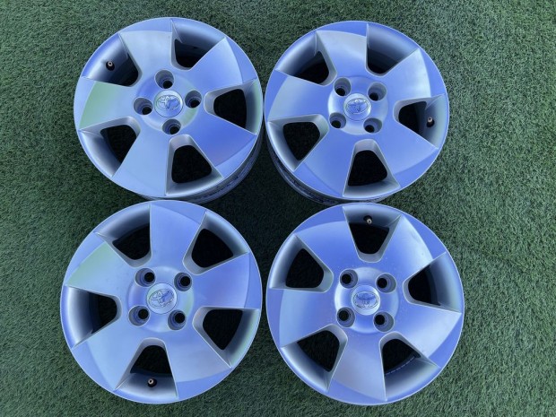 4x100 14" Toyota gyári alufelni 4,5Jx14h2 ET39