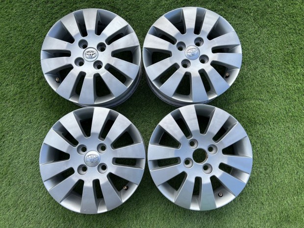 4x100 14" Toyota gyri alufelni 4,5Jx14h2 ET39