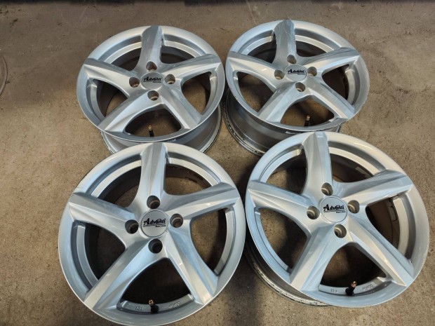 4x100 15" Advanti Racing + Renault Captur Alufelni Felni 90Garage #121