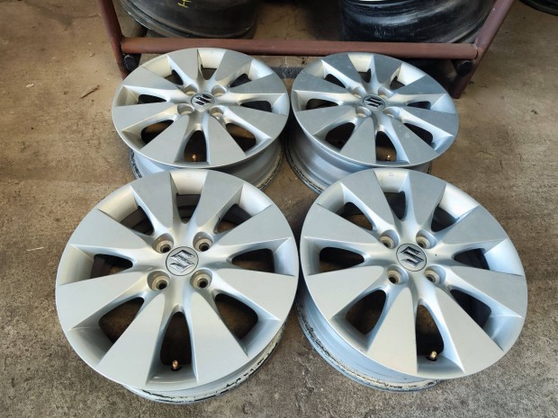 4x100 15" Gyári Suzuki Alufelni Felni 90Garage #1390