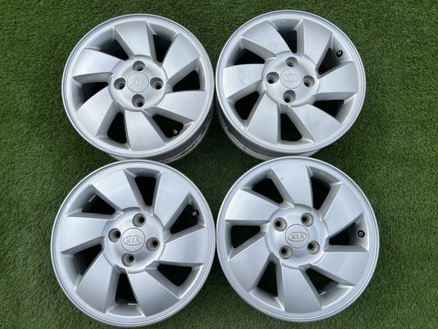 4x100 15" Kia gyri alufelni 5,5Jx15h2 ET45