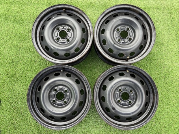 4x100 15" Toyota gyri lemezfelni 5,5Jx15h2 ET50