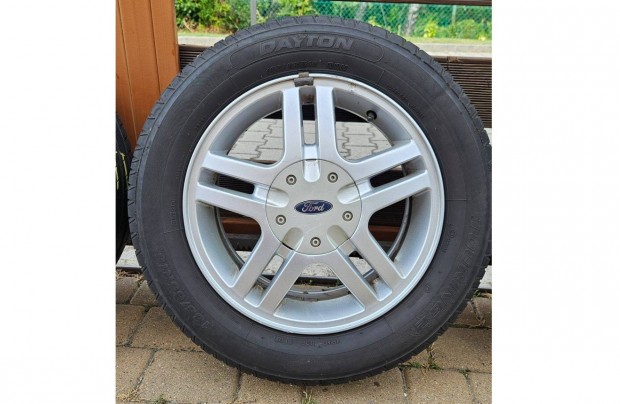 4x100 15" gyári Ford Focus alufelni szett 185/65R15 nyári gumival