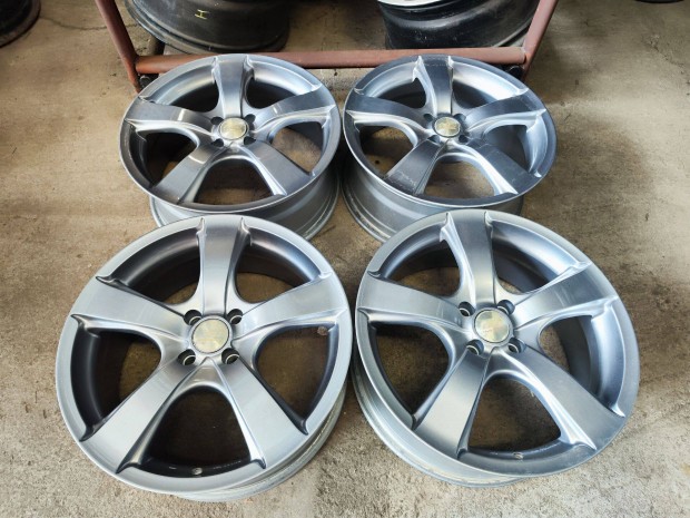 4x100 17" Motorsport Alufelni Felni 90Garage #1243