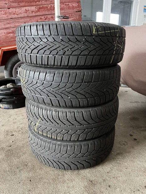 4x100 185/60 r15 Toyota yaris tli szett