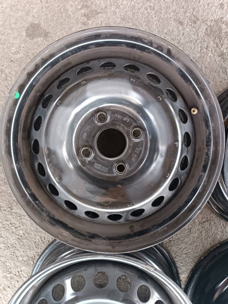 4x100 5,5x14 r14 gyári Hyundai Kia Suzuki újszerű lemezfelni