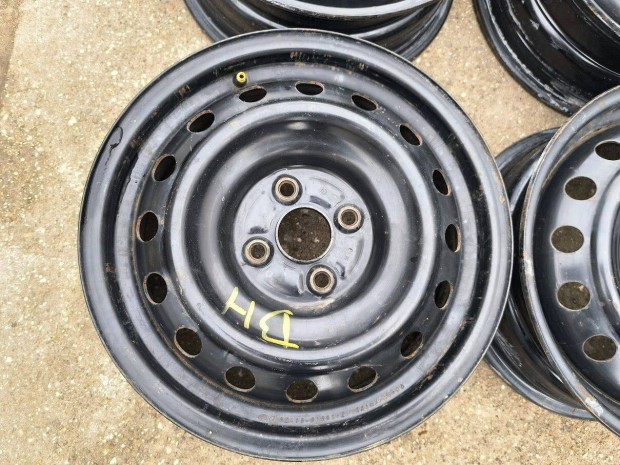 4x100 R15 Lemezfelni Toyota Suzuki Nissan Kia Hyundai olcsón