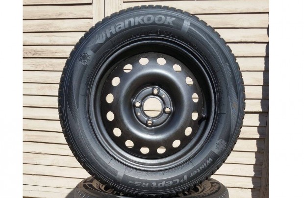 4x100 R15 Nissan Felni nagyon jó téli gumival 185/65 Renault Dacia