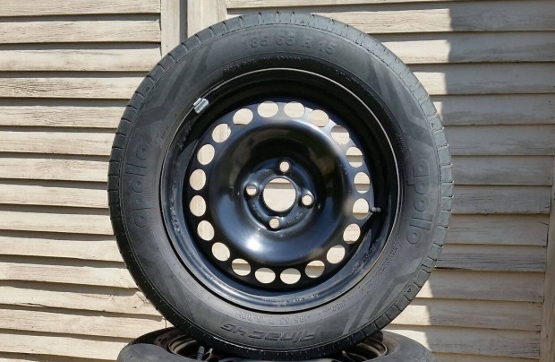 4x100 R15 Opel Felni nagyonjó gumival 185/65 Astra Meriva Corsa Vectra