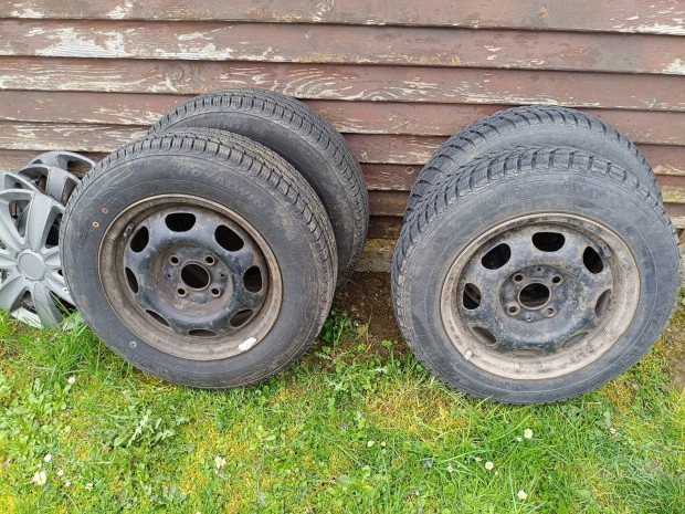 4x100 VW 165/70R13 t�li szett+ac�l felni