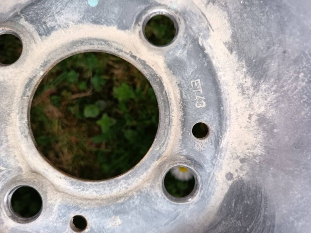 4x100 r15ET43felni, tli gumival